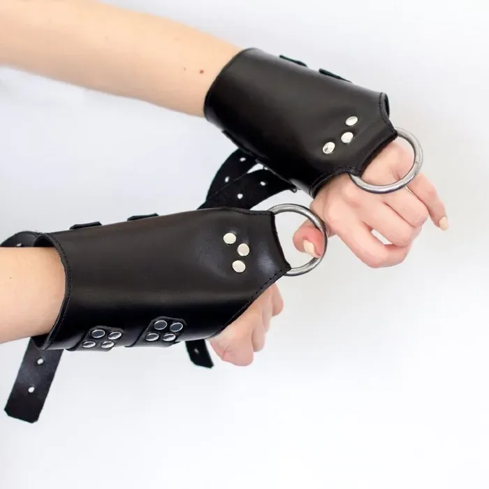 Манжети для подвішуваня за руки Kinky Hand Cuffs For Suspension Art of Sex — фото 4