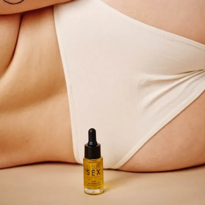 Заспокійлива олія для анального сексу Bijoux Indiscrets Slow Sex Anal Soothing Oil Before & After 15 мл — фото 7