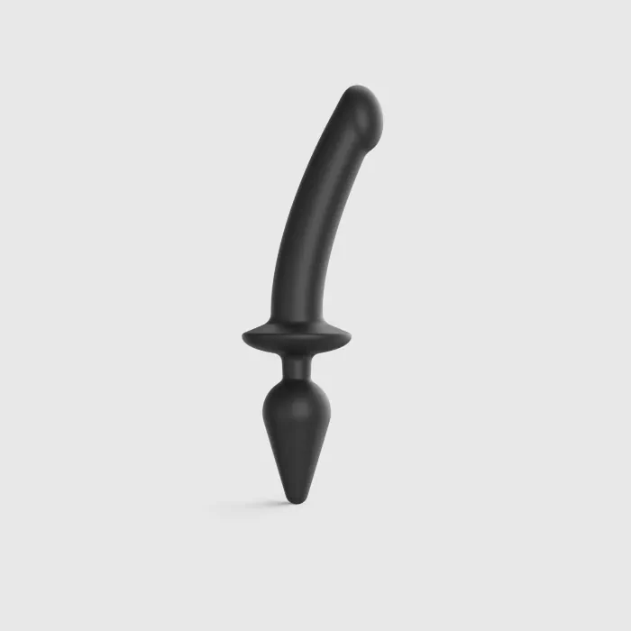 Анальна пробка з дилдо 2в1 Strap-On-Me Switch Plug-In Dildo Black XXL