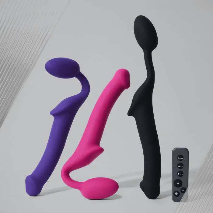 Безремінний страпон з вібрацією Strap-On-Me Vibrating Fuchsia M — фото 9
