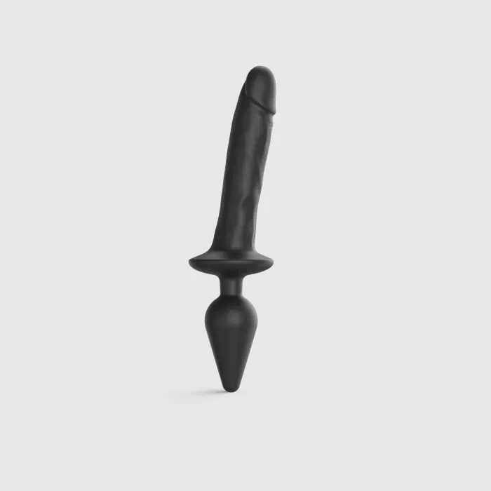 Анальна пробка з дилдо 2в1 Strap-On-Me Switch Plug-In Realistic Dildo Black XXL