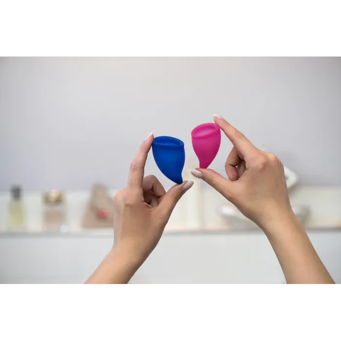 Набір менструальних чаш Fun Factory Fun Cup розмір А та B Blue Pink — фото 5