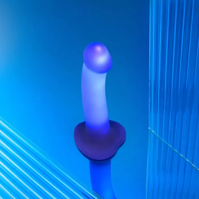 Дилдо, що світиться Strap-On-Me Glow-LED Dildo Purple M — фото 8