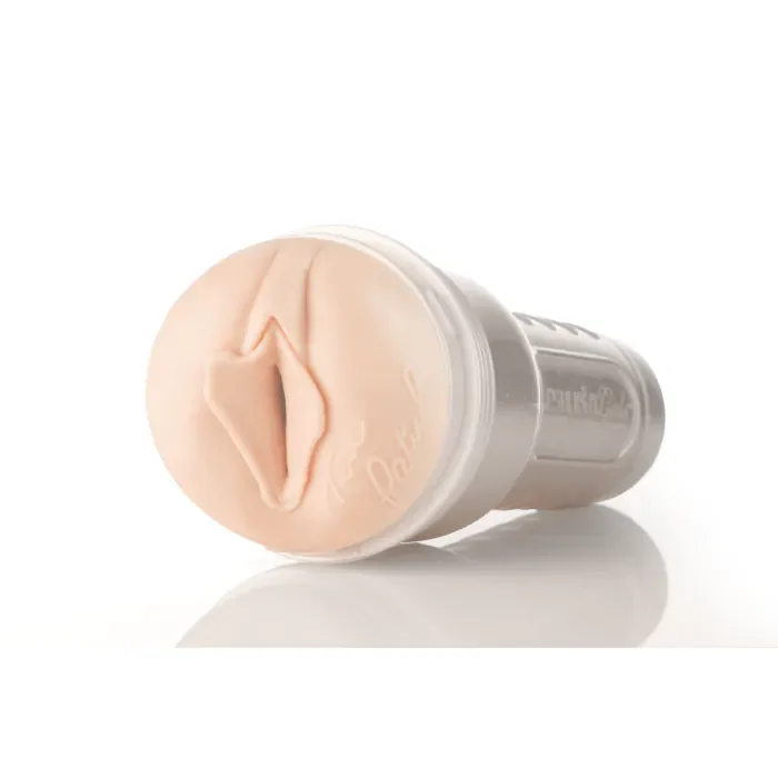 Мастурбатор Fleshlight Tera Patrick Tease — фото 3