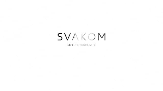 Вібратор-кролик Svakom Chika Blue — фото 5