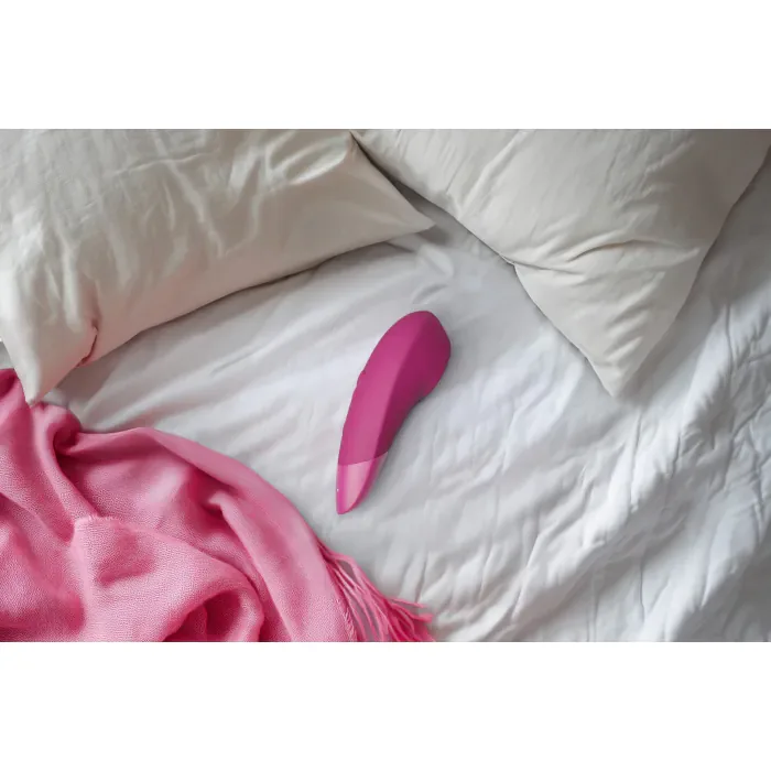 Вакуумний кліторальний стимулятор Womanizer Enhance Pink — фото 21